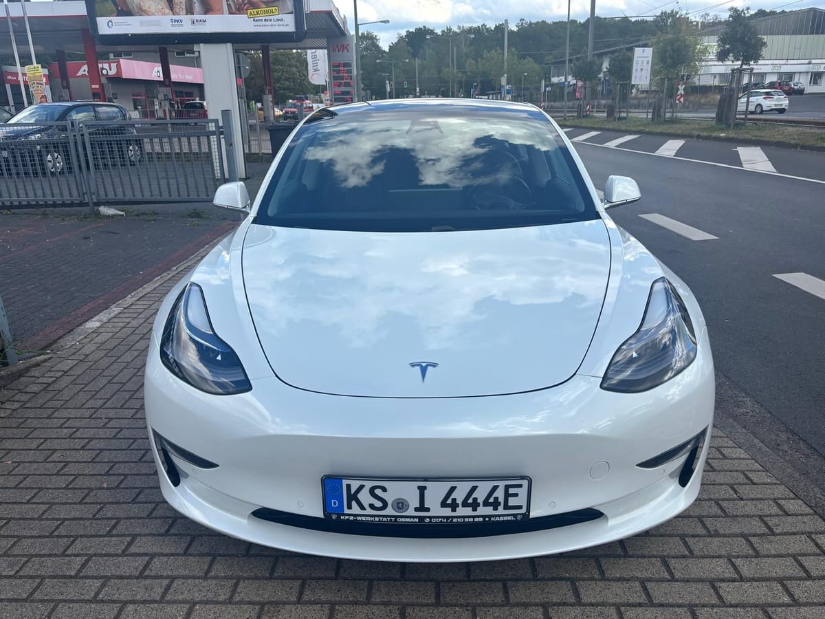 Tesla Model 3 Long Range Dual AWD foto 2