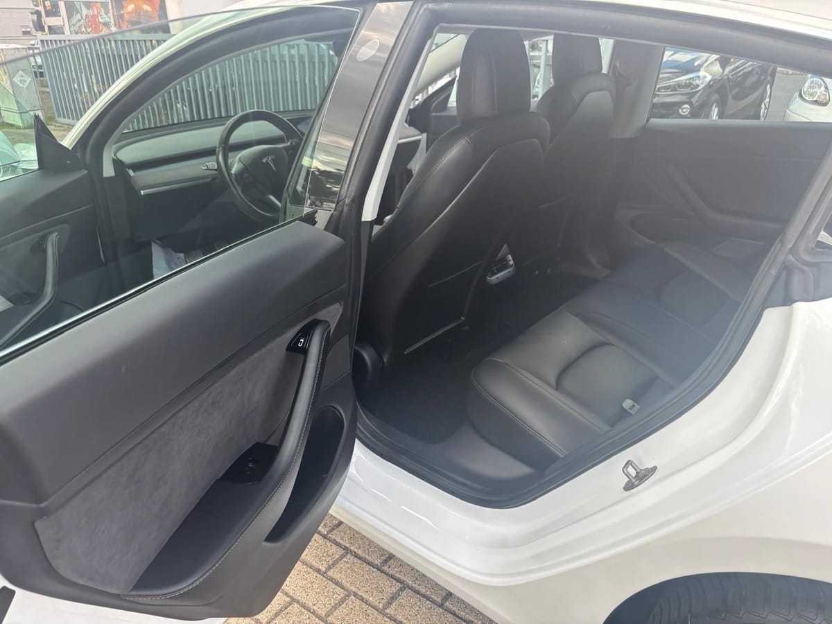 Tesla Model 3 Long Range Dual AWD foto 13