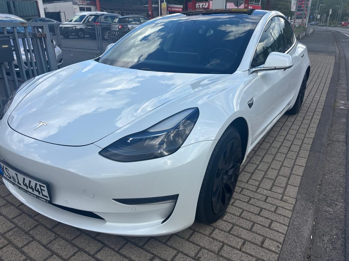 Tesla Model 3 Long Range Dual AWD foto 3