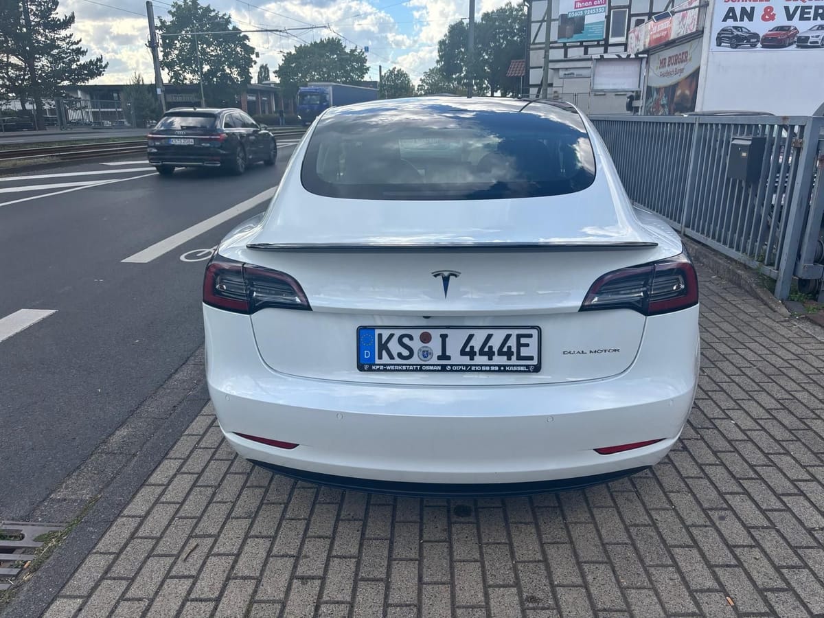 Tesla Model 3 Long Range Dual AWD foto 5