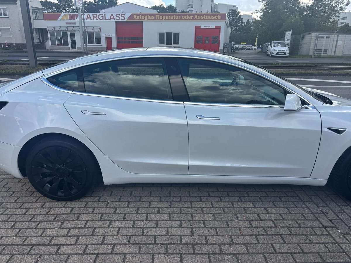 Tesla Model 3 Long Range Dual AWD foto 7
