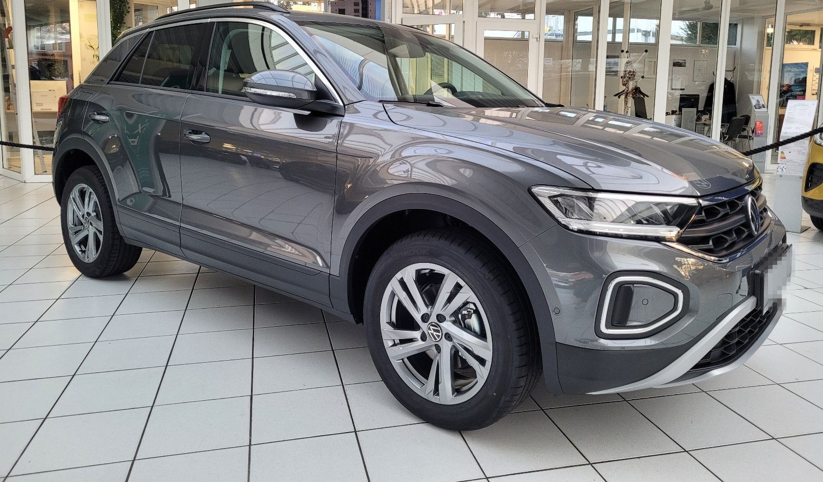 Volkswagen T-Roc 1.5 TSI DSG foto 3