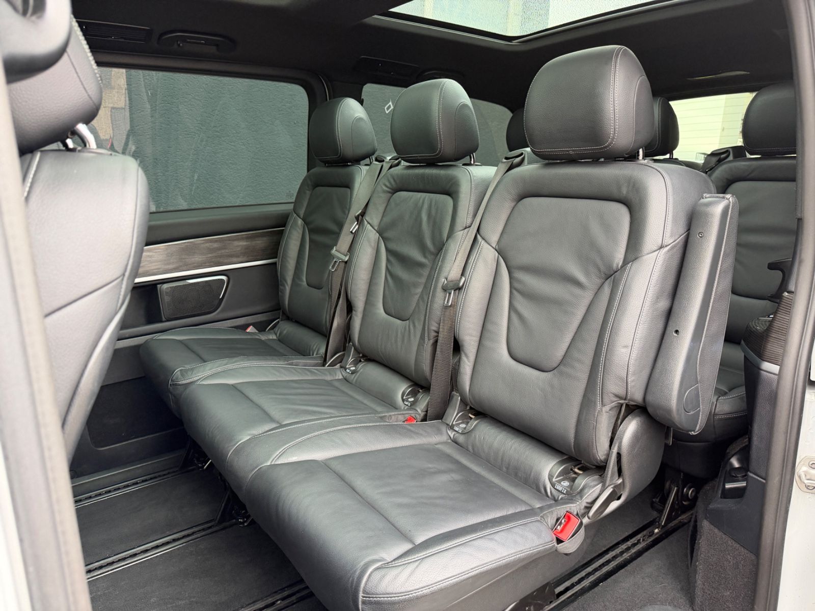 Mercedes-Benz V 300 4Matic Navi Leder LED Pano 8 Sitzer foto 11