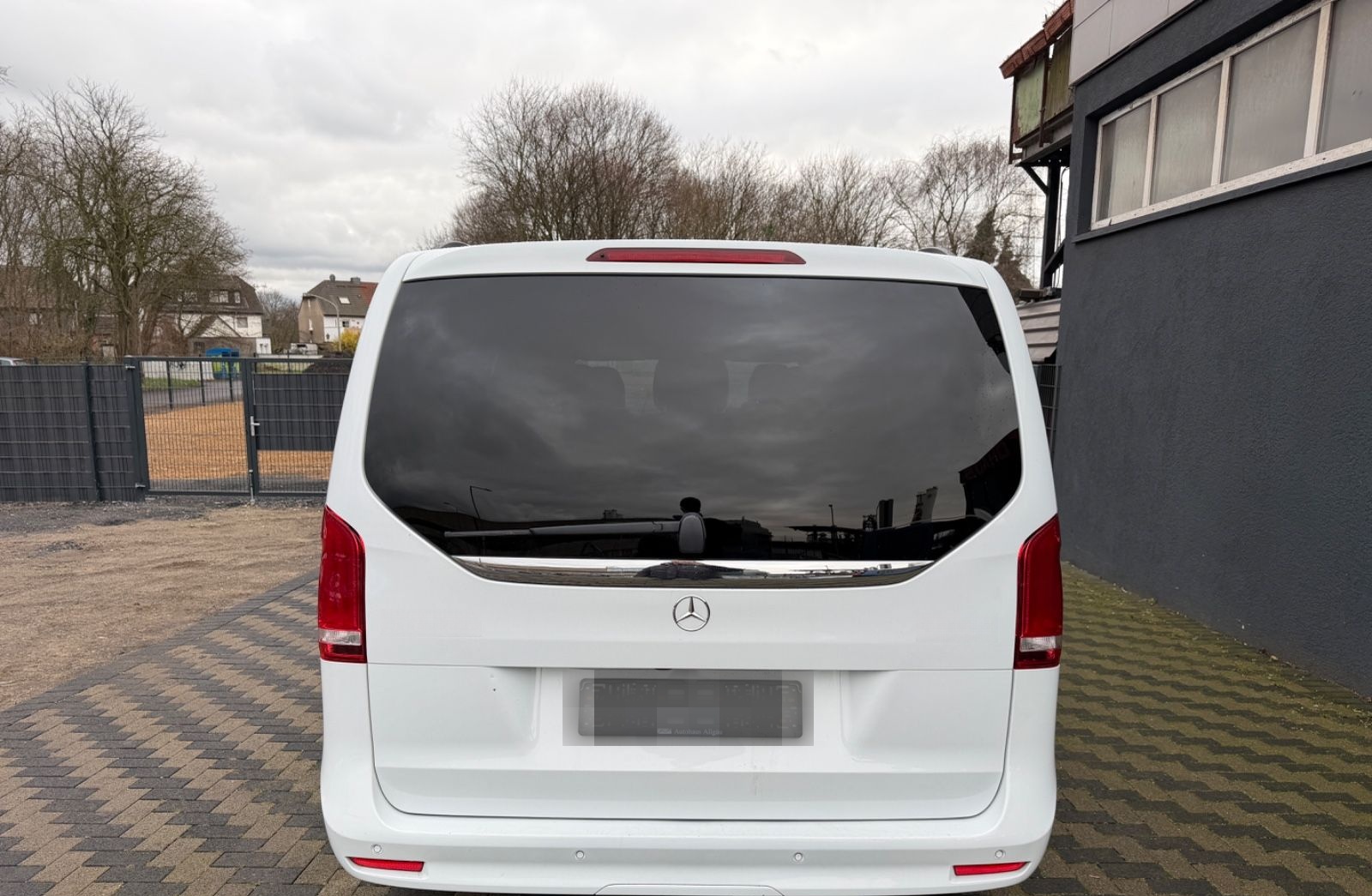 Mercedes-Benz V 300 4Matic Navi Leder LED Pano 8 Sitzer foto 5