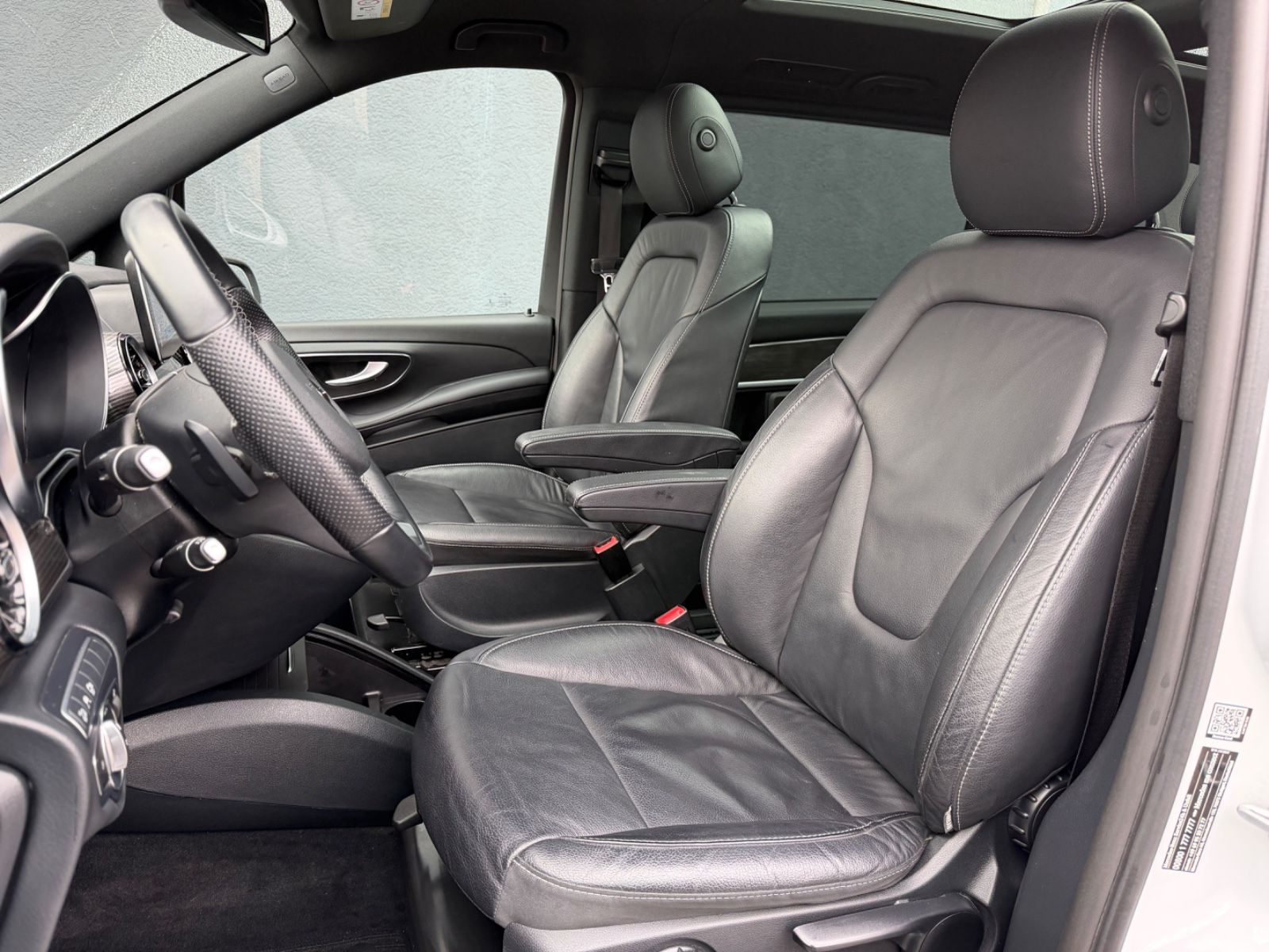 Mercedes-Benz V 300 4Matic Navi Leder LED Pano 8 Sitzer foto 10