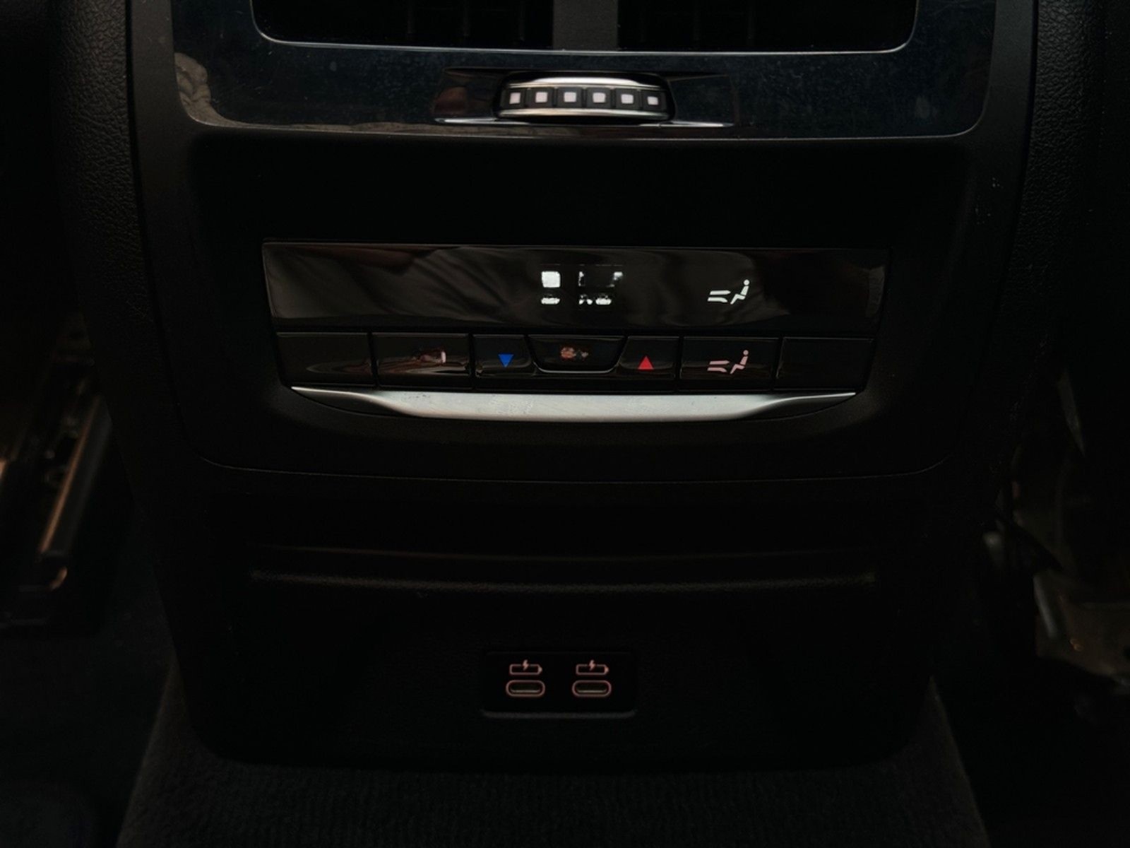 BMW X3 M40i Pano/HUD/Bhz.Sport.Lenkrad/Elektr.Sitze foto 27
