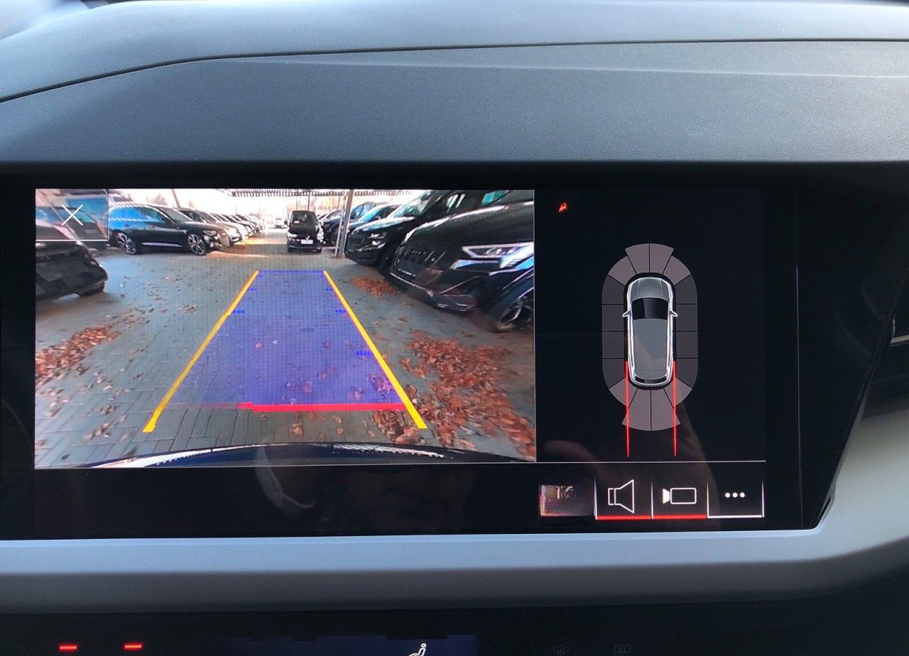 Audi Q4 e-tron advanced MATRIX+MMI-NAVI+SPORTSITZE foto 16