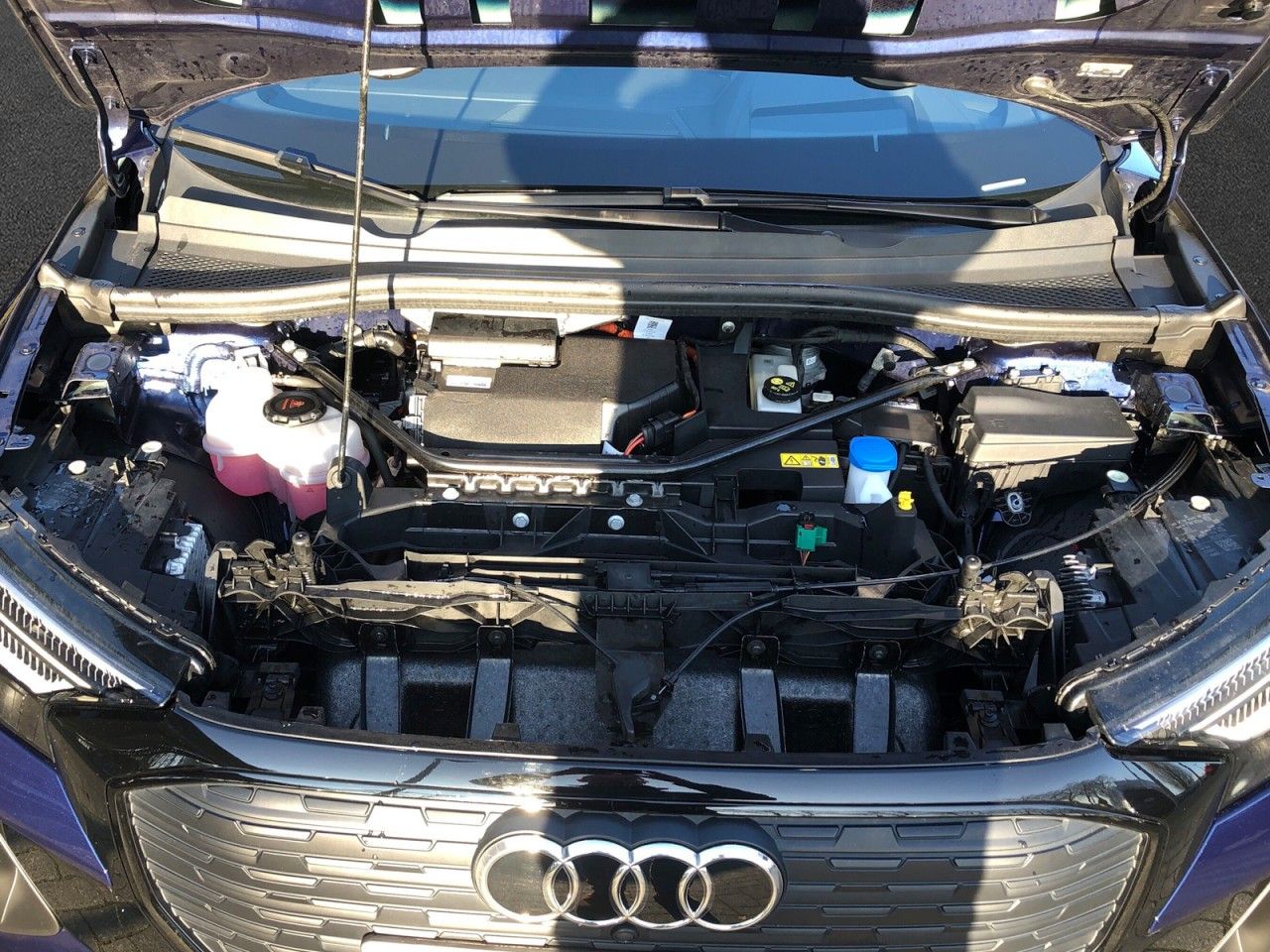 Audi Q4 e-tron advanced MATRIX+MMI-NAVI+SPORTSITZE foto 7