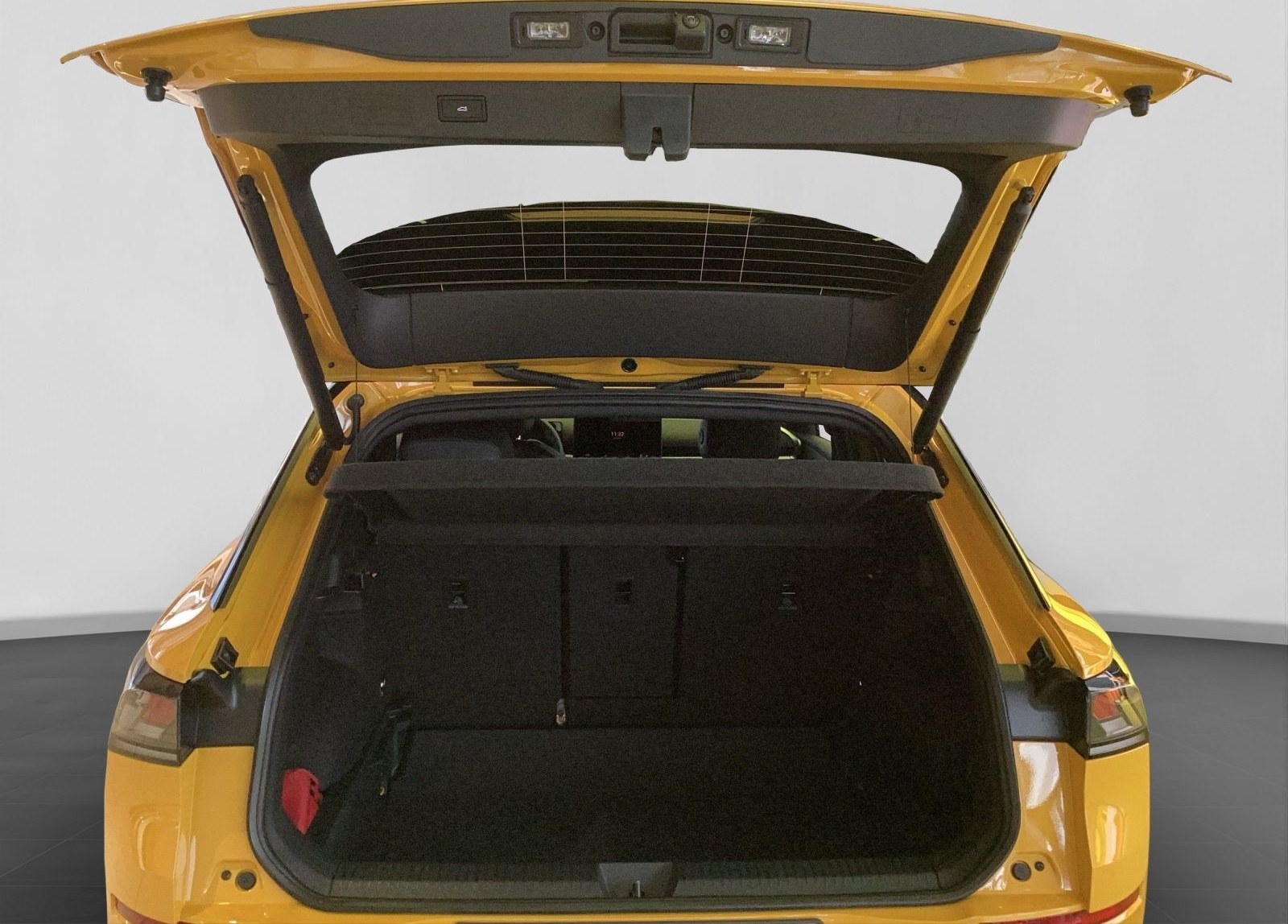 Volkswagen T-Roc 1.5 eTSI DSG R-LINE REAR VIEW DAB+ SITZHZ foto 17