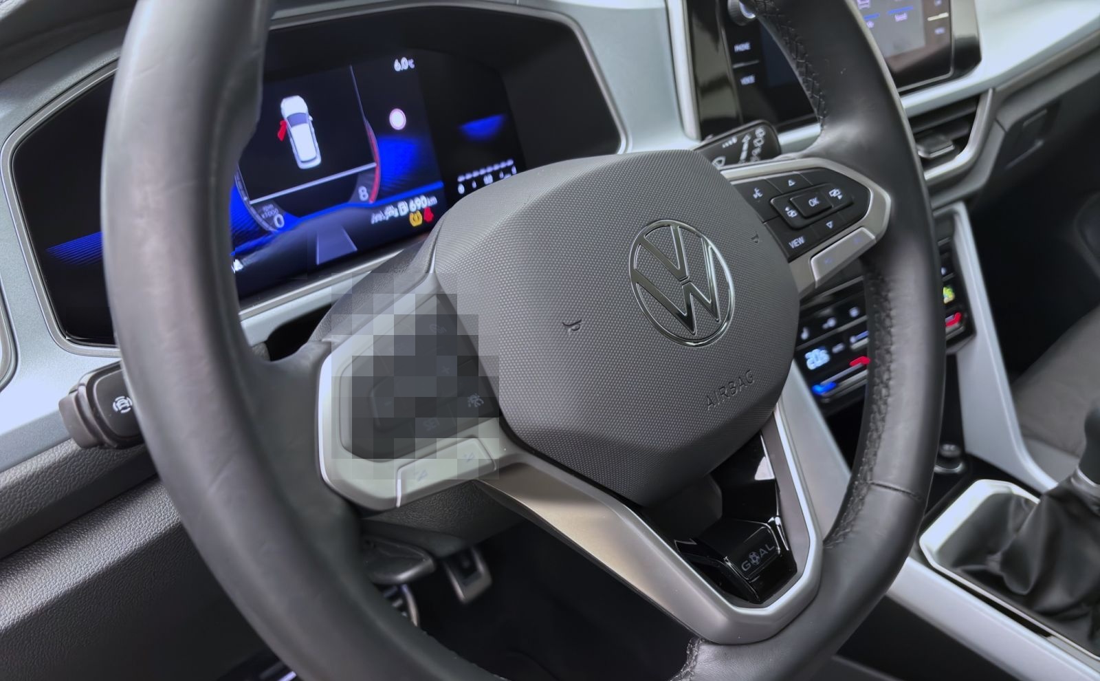 Volkswagen T-Roc 1.0 TSI GOAL NAVI KLIMA PDC SHZG LED foto 17