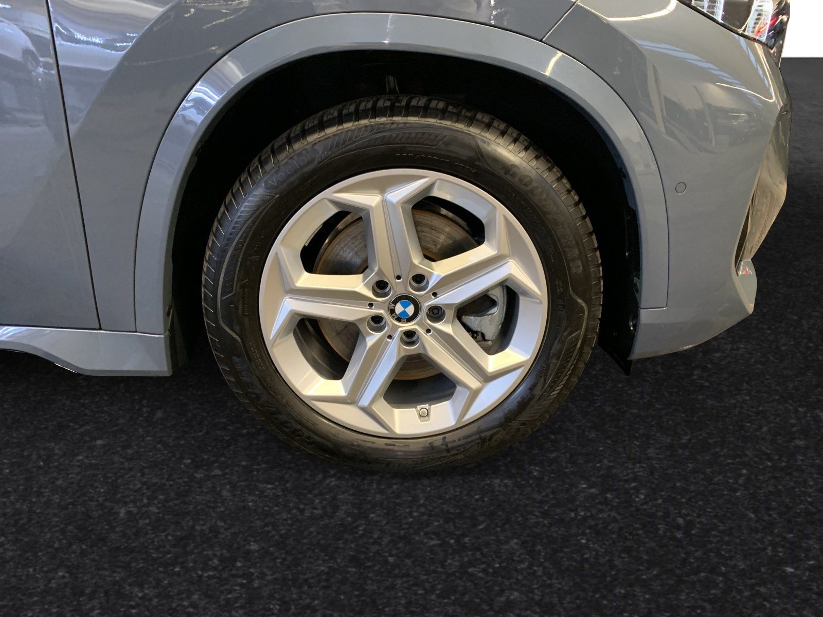 BMW X1 xDrive23i M Sport|Pano|Head-Up|DAProf.|H/K foto 4