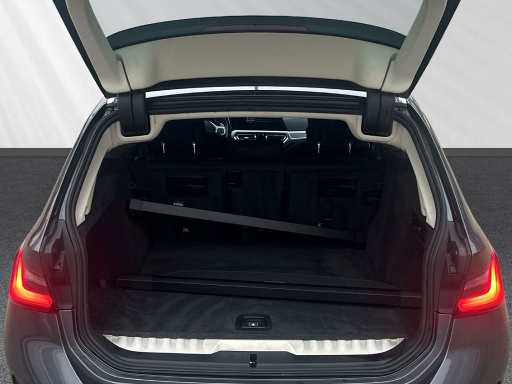 BMW 330 xe touring Laser H&K Stop&Go Panorama AHK foto 14