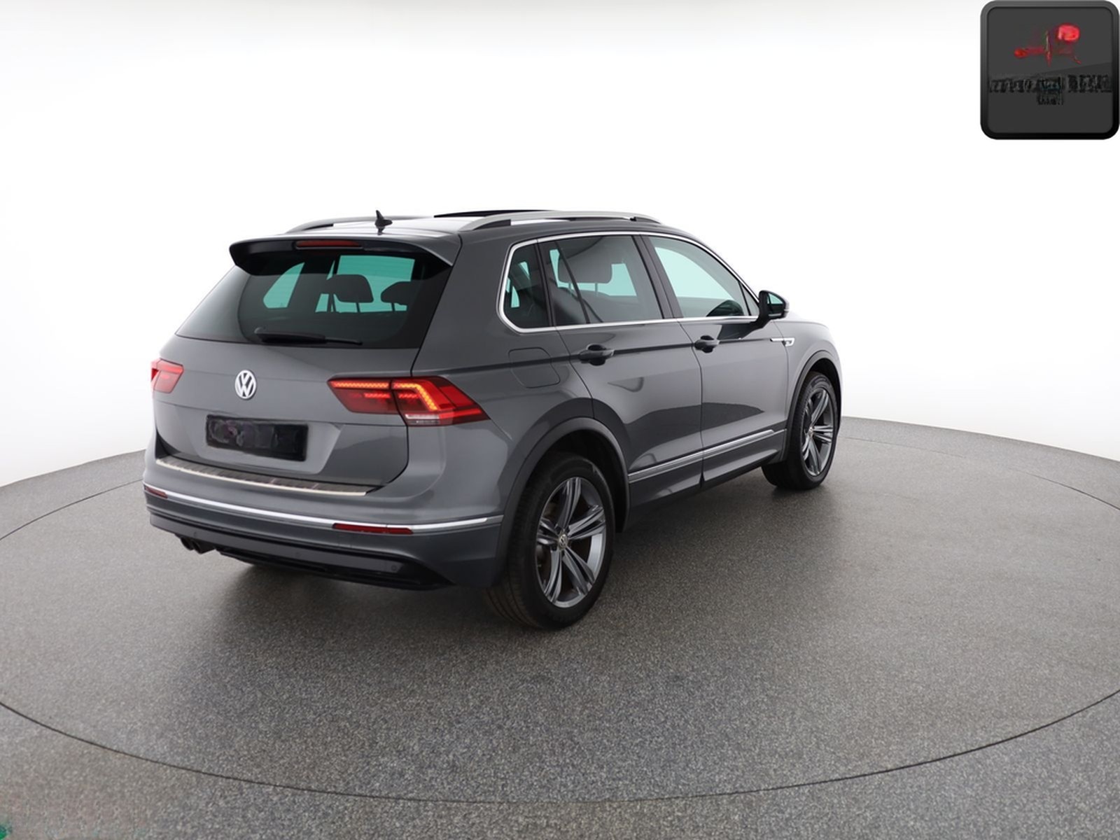 Volkswagen Tiguan 2.0 TSI 4M R LINE HEADUP,ACC,MEMORY,PANO foto 5