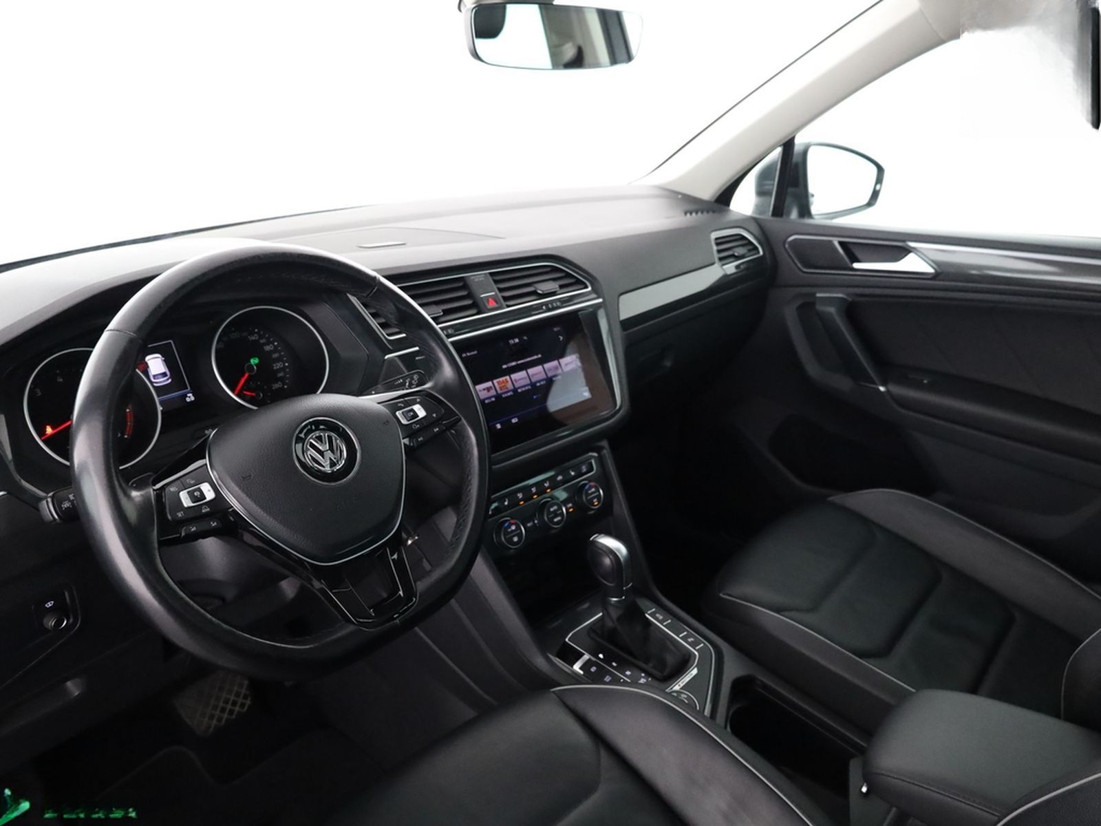 Volkswagen Tiguan 2.0 TSI 4M R LINE HEADUP,ACC,MEMORY,PANO foto 9