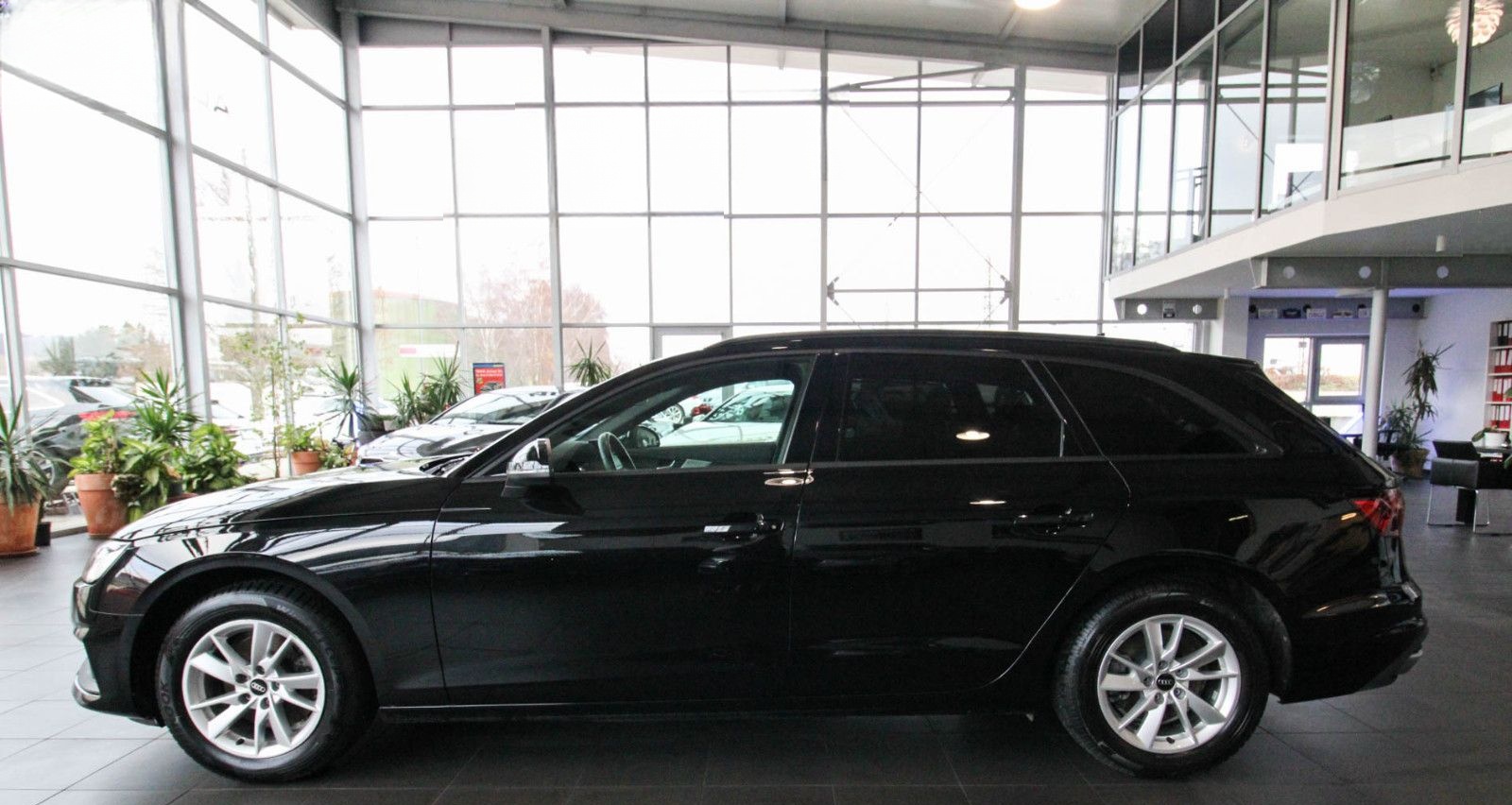Audi A4 Avant 35 TDI S tronic/StandH/Pano/Alcantara/ foto 10