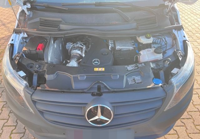 Mercedes-Benz Vito 116 lang automatik ToT-Winkel Klima Sitzh. foto 17