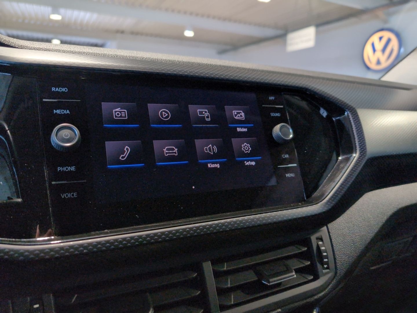 Volkswagen T-Cross 1,5 TSI DSG United ACC+SITZHZG+AHK foto 13