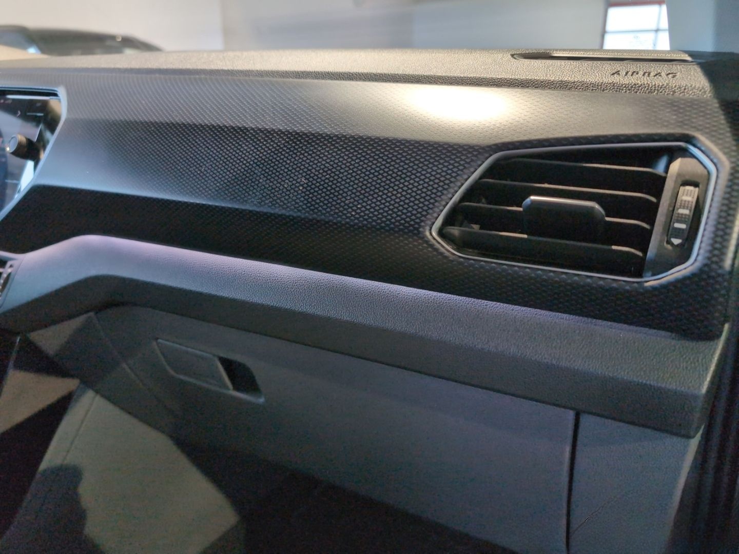 Volkswagen T-Cross 1,5 TSI DSG United ACC+SITZHZG+AHK foto 22