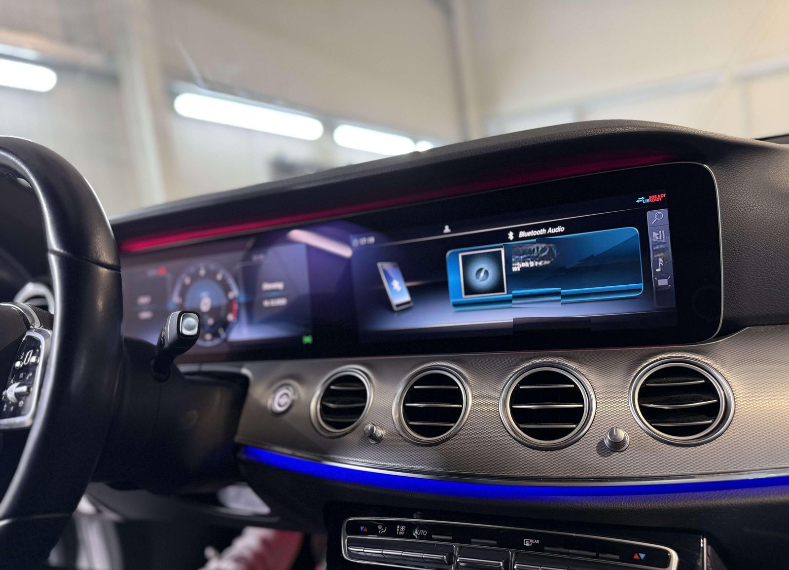 Mercedes-Benz E 400 4Matic (213.023) Widescreen, Ambiente, Mul foto 17