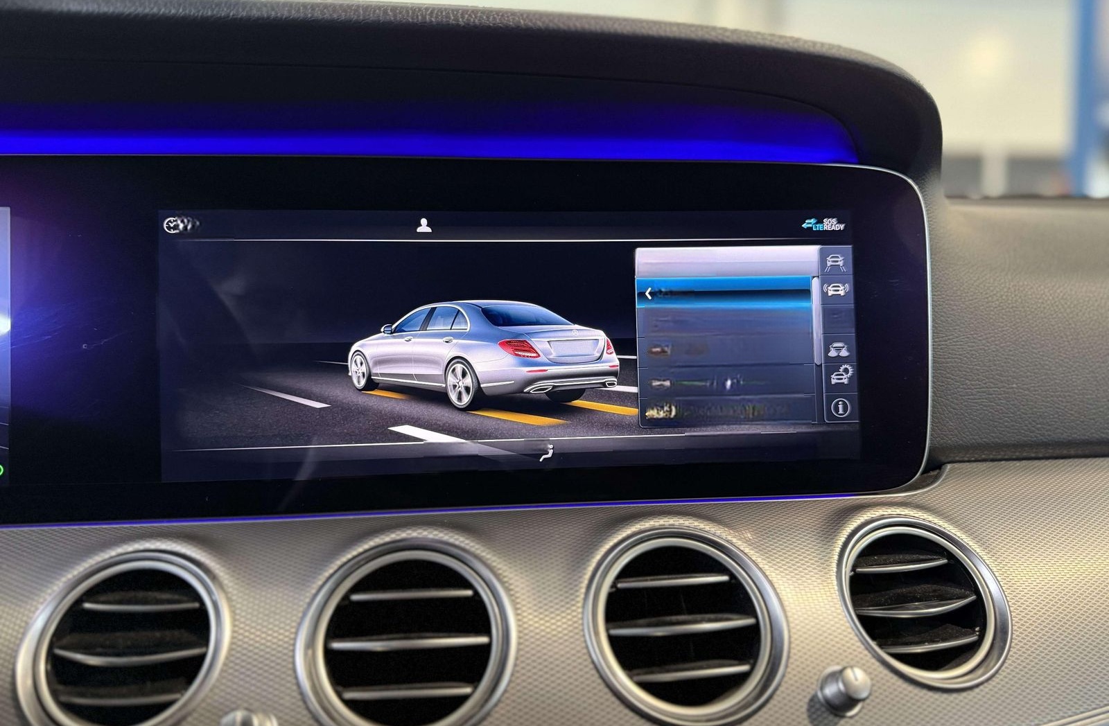 Mercedes-Benz E 400 4Matic (213.023) Widescreen, Ambiente, Mul foto 19