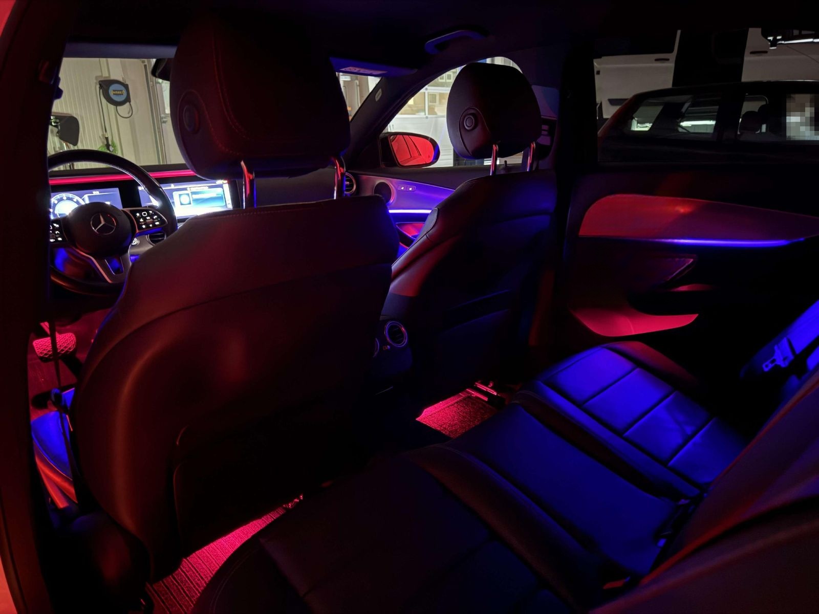 Mercedes-Benz E 400 4Matic (213.023) Widescreen, Ambiente, Mul foto 8