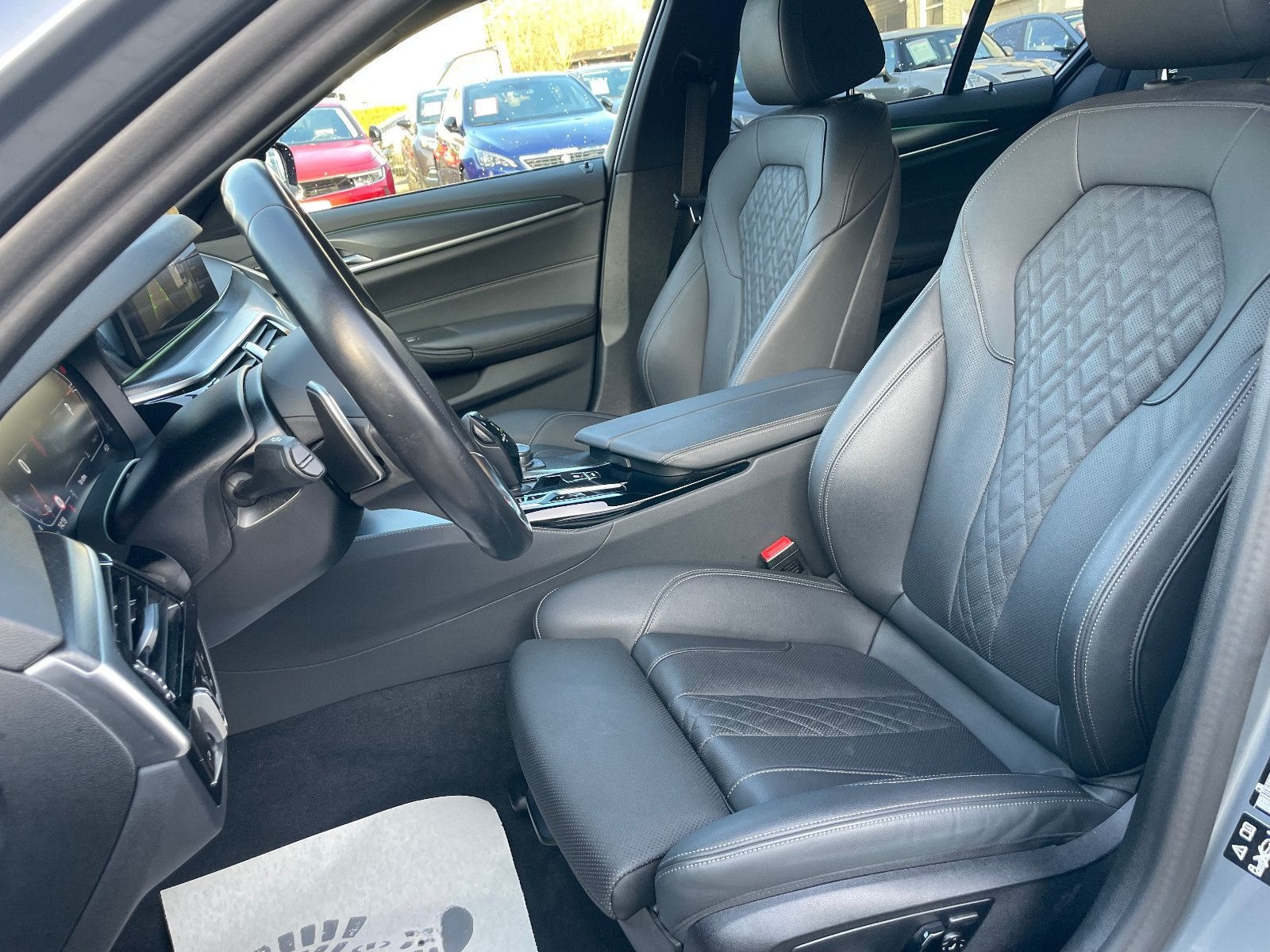 BMW 530 d xDrive M Sport*8xFach*360°*Ahk*Navi*Leder* foto 11