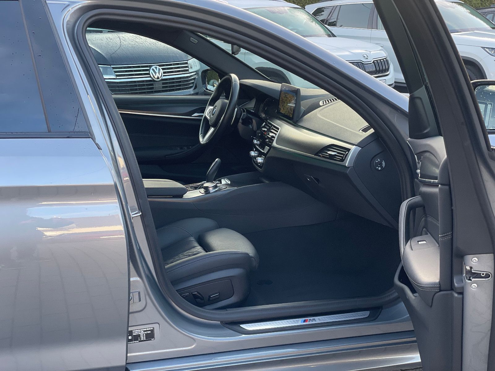 BMW 530 d xDrive M Sport*8xFach*360°*Ahk*Navi*Leder* foto 17