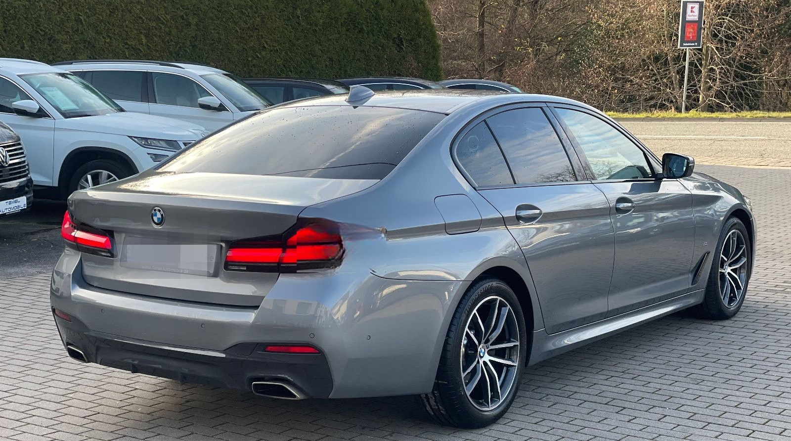 BMW 530 d xDrive M Sport*8xFach*360°*Ahk*Navi*Leder* foto 5