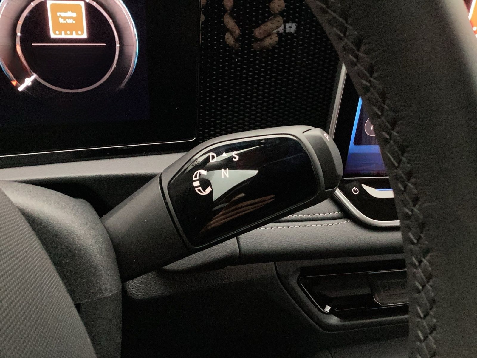 Volkswagen Tiguan eHybrid LIFE LM18 LED+ 4xSITZHZ behWSS foto 11