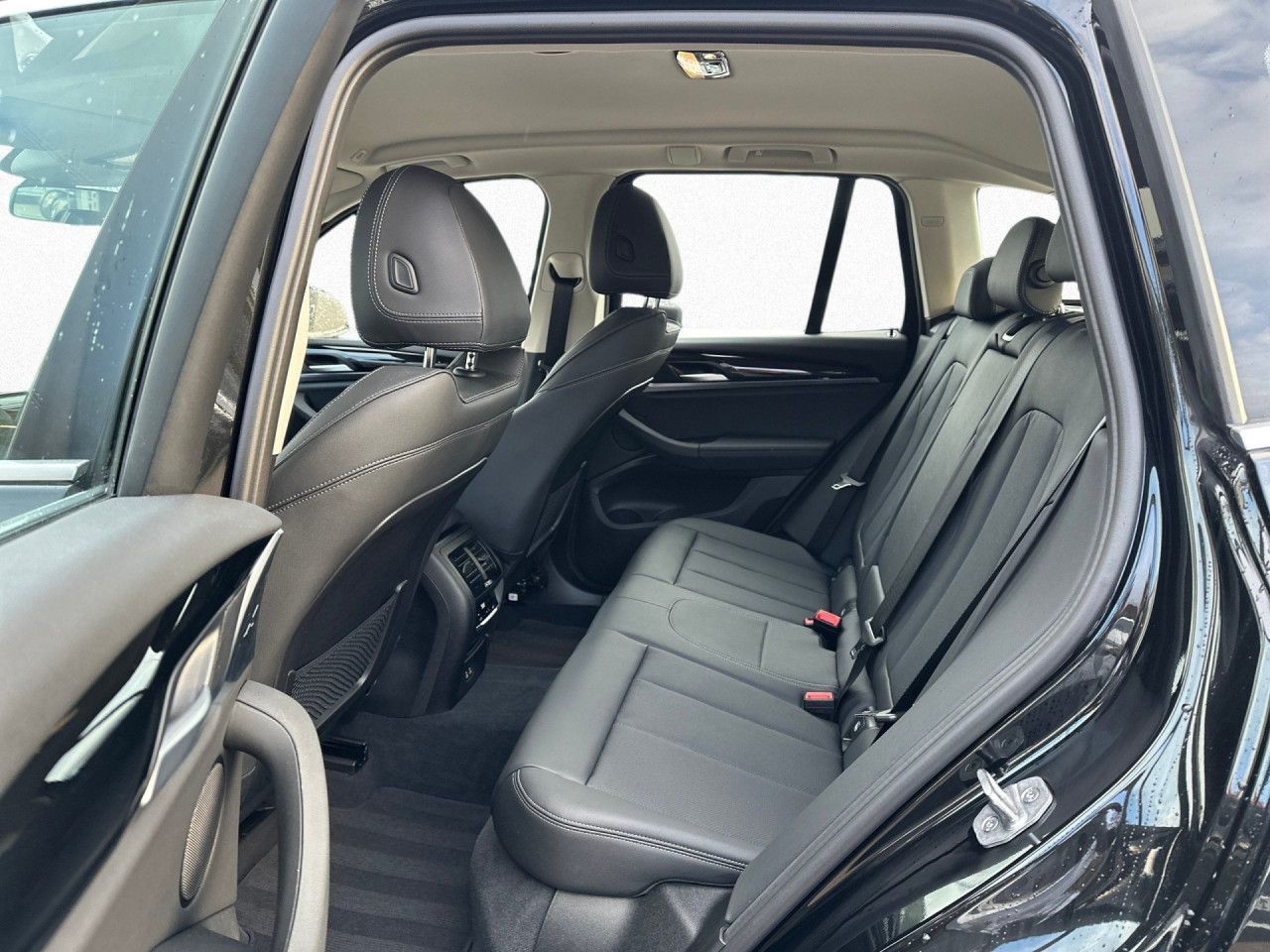 BMW X3 xDri 30i LC-Prof HUD HIFI AHK PA+ St+Go Laser foto 10