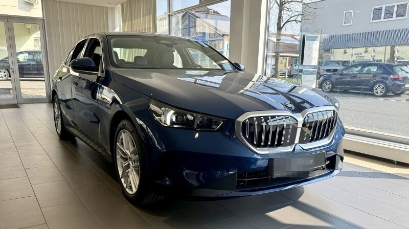 BMW 520d Limousine HUD. RFK. DrivAss+. HiFi. ada LED foto 2