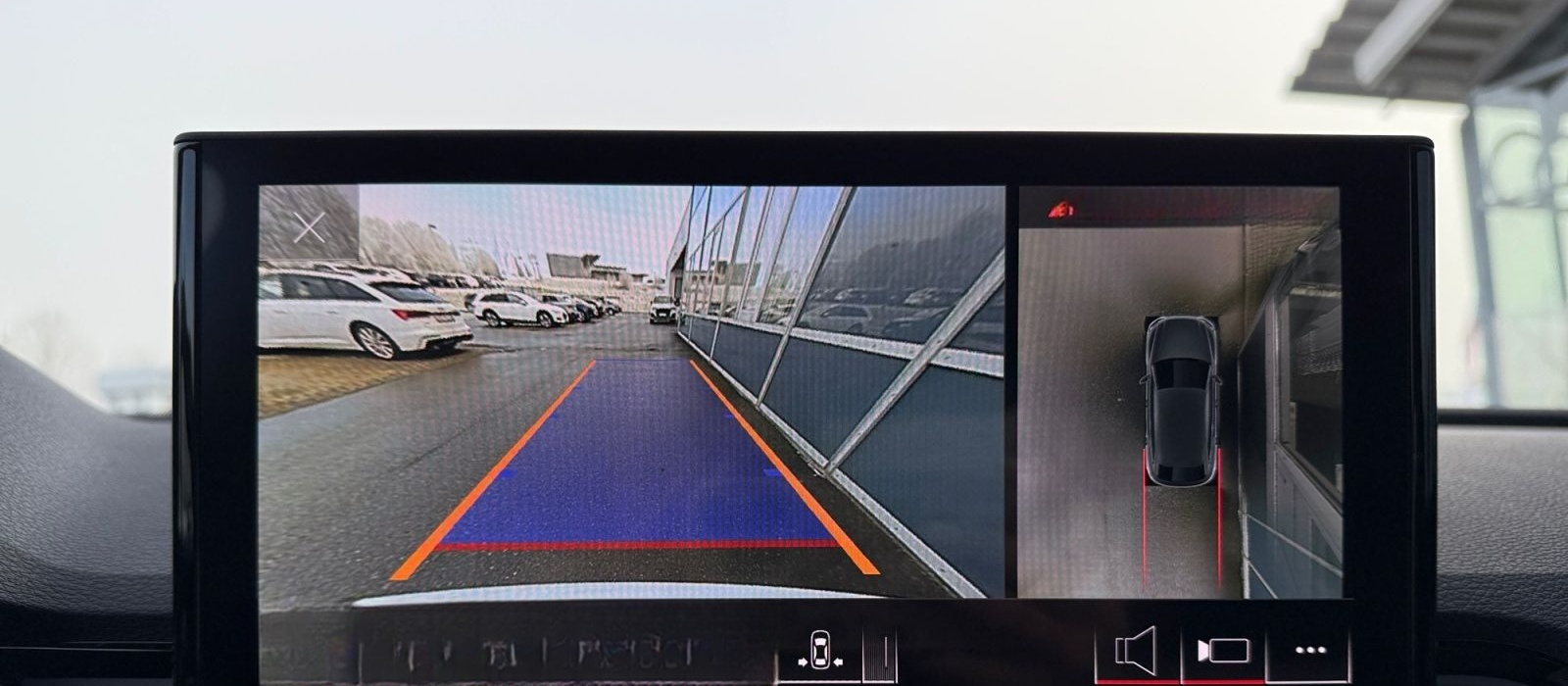 Audi Q5 Sportback 40 2.0 TDI quattro edition one S-li foto 18