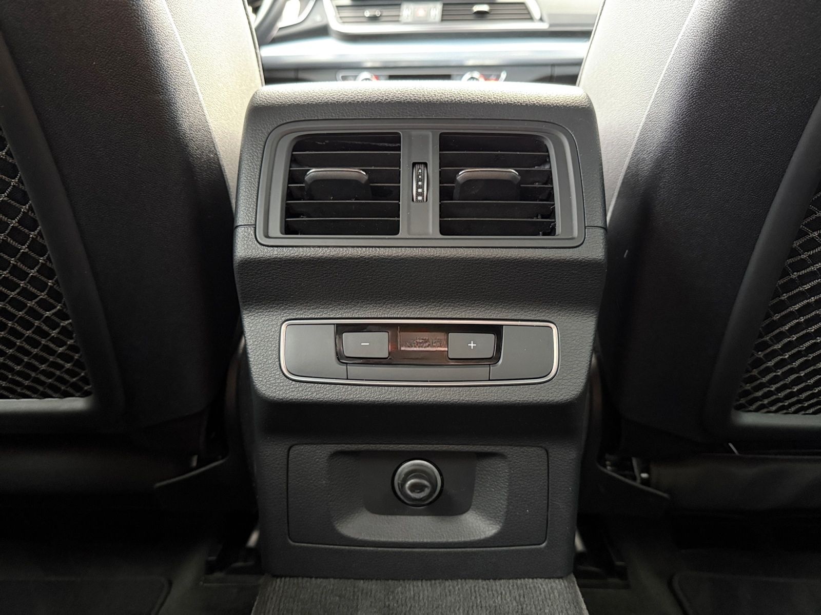 Audi Q5 Sportback 40 2.0 TDI quattro edition one S-li foto 20