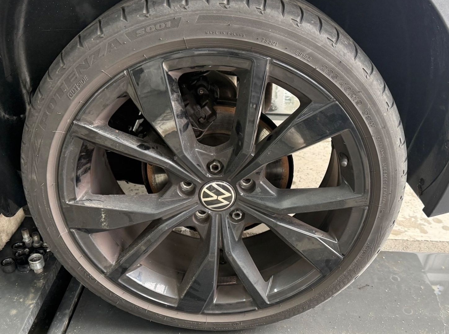 Volkswagen T-Roc FL 1.5 TSI DSG R-Line Black 19 AHK MATRIX foto 7