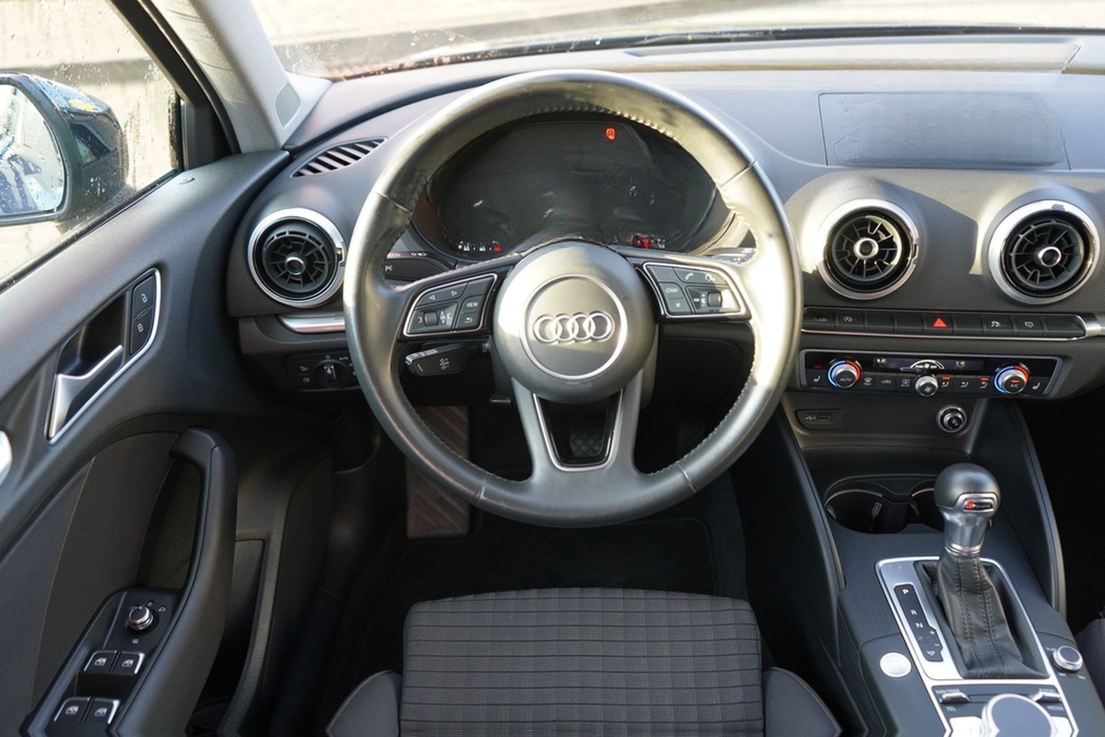 Audi A3 1.0 TFSI sport S-Tronic Bi-Xenon Navi USB PDC foto 12