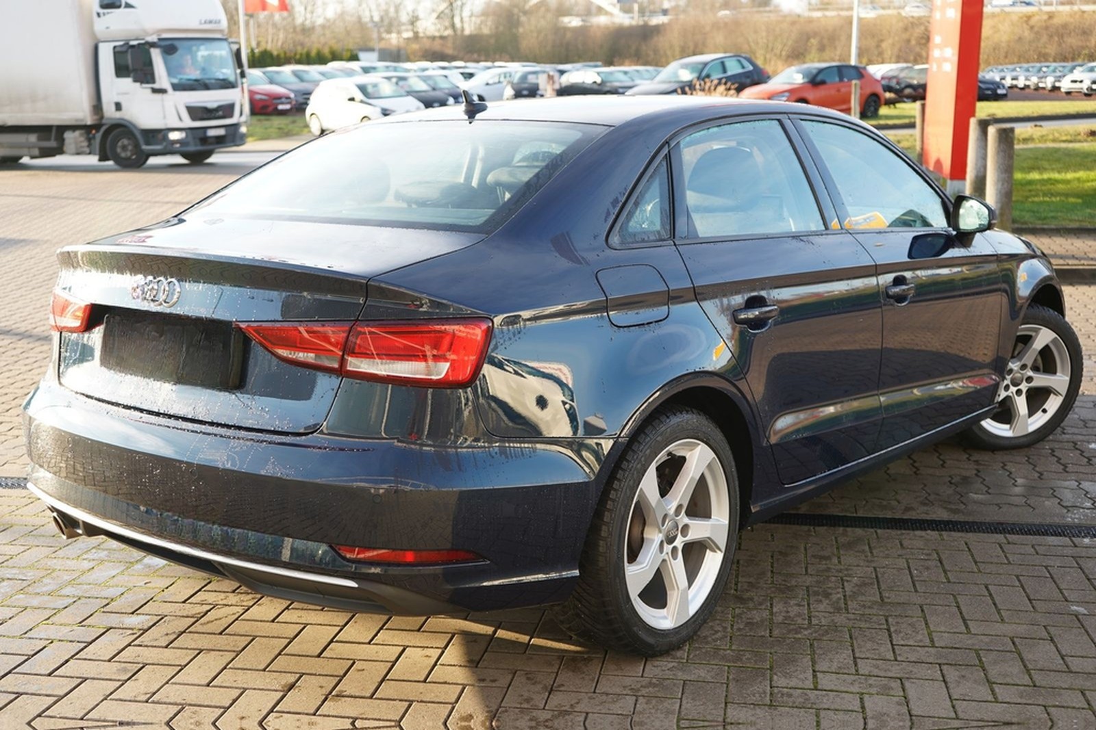 Audi A3 1.0 TFSI sport S-Tronic Bi-Xenon Navi USB PDC foto 6