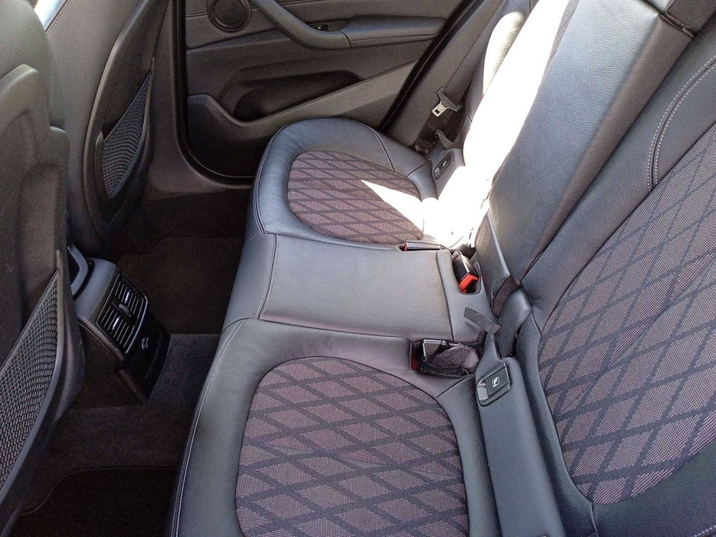BMW X1 xDrive20i Adapt.LED*Tempomat*Fernlichtassiste foto 12