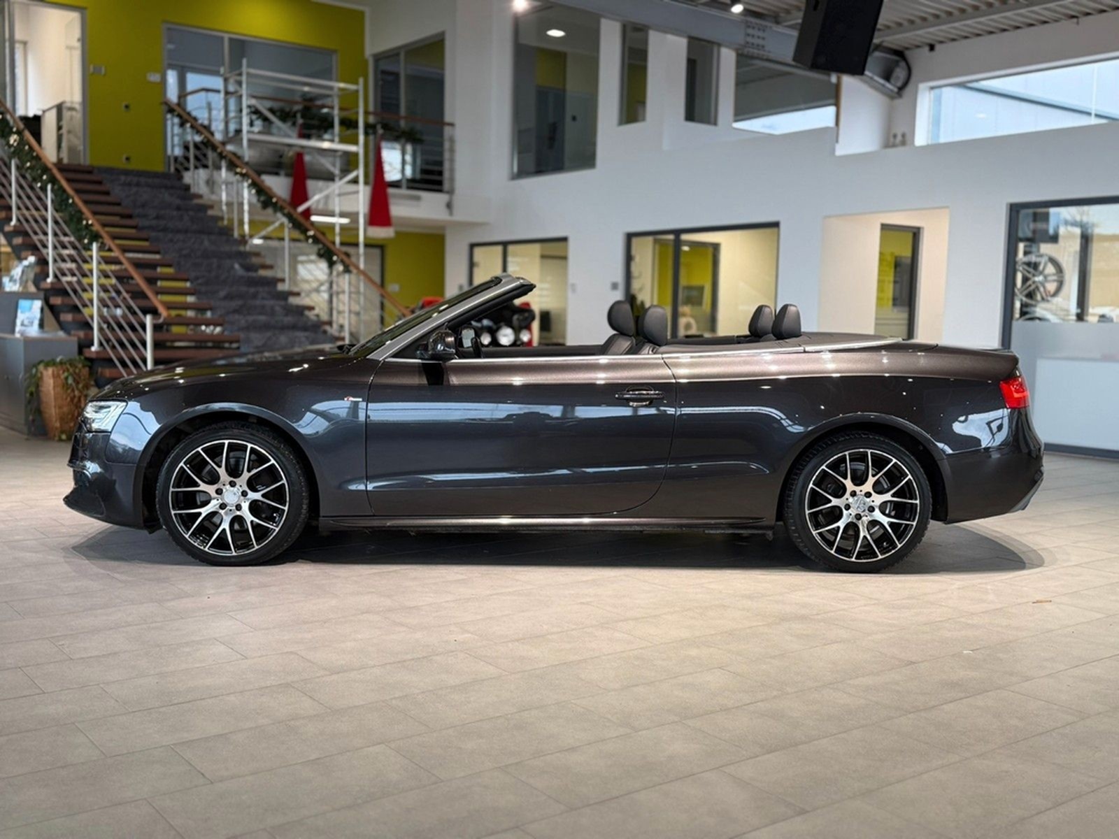 Audi A5 Cabriolet *S-Line*Bang & Olufsen*PDC* foto 2