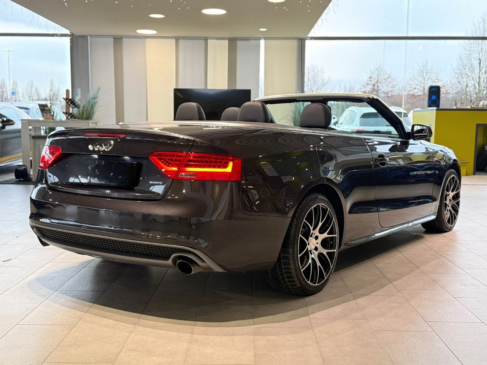 Audi A5 Cabriolet *S-Line*Bang & Olufsen*PDC* foto 5
