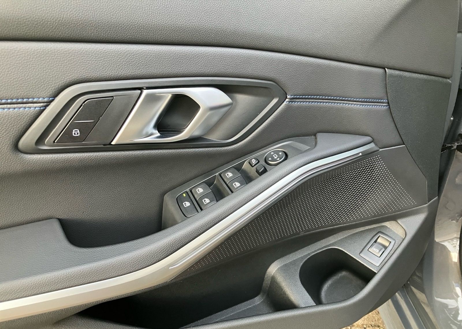 BMW 318i Touring M Sport HUD LC Prof. ACC DA HiFi PA foto 12