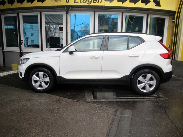 Volvo XC40 T3 Geartronic Momentum Navi/LED/LKA/PDC/Tem foto 10