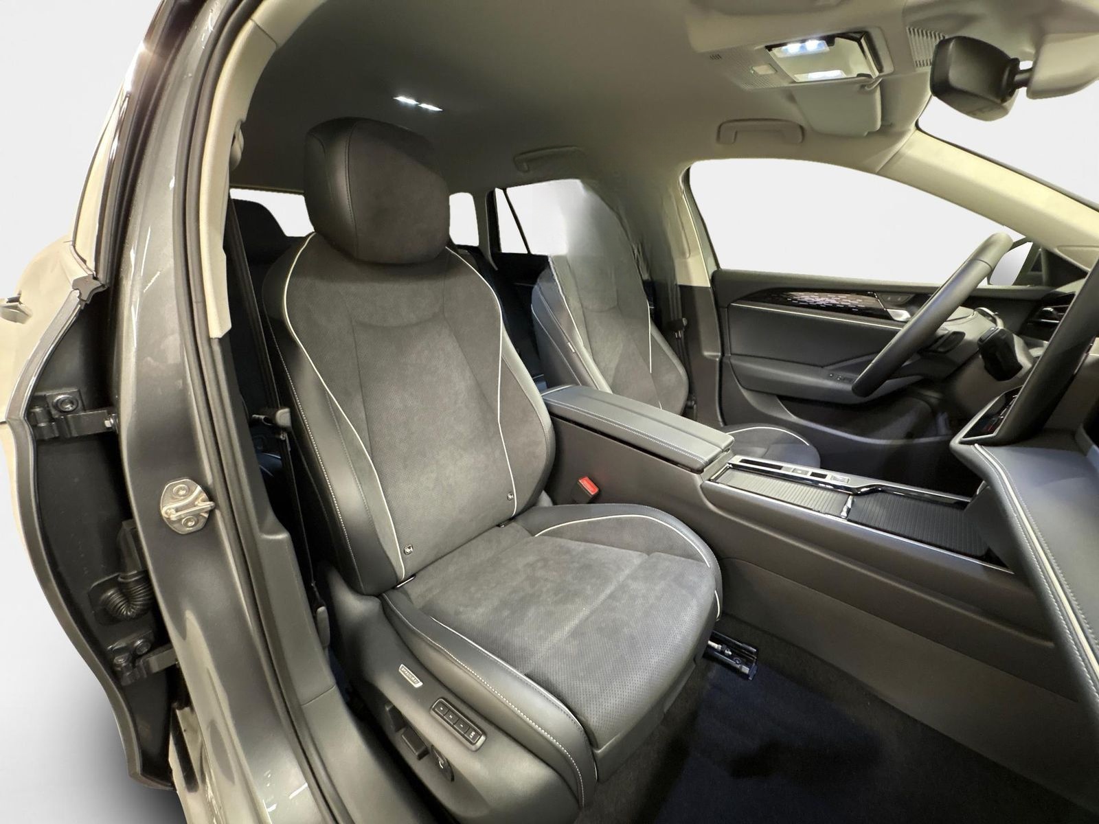 Volkswagen Passat Variant Elegance 2.0 TDI EVO SCR 150PS... foto 19