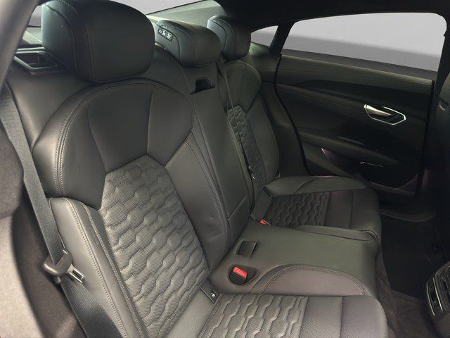 Audi e-tron GT quattro LUFT*PANO*SOUND*HUD*MATRIX*ACC foto 8