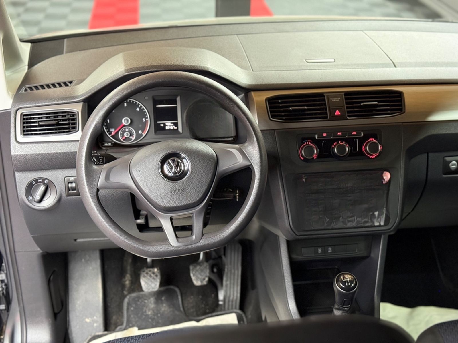 Volkswagen Caddy Maxi Behindertengerecht-Rampe foto 17