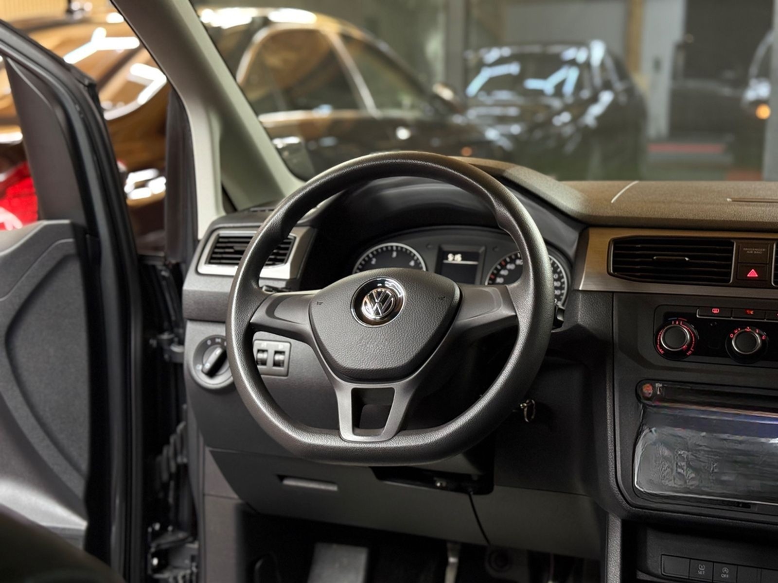Volkswagen Caddy Maxi Behindertengerecht-Rampe foto 18
