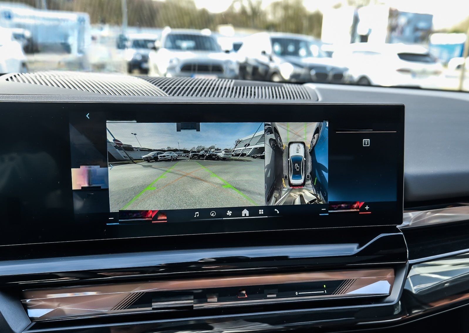 BMW 540d xDrive M Sport Pro AHK DAProf PANO HUD B&W foto 17