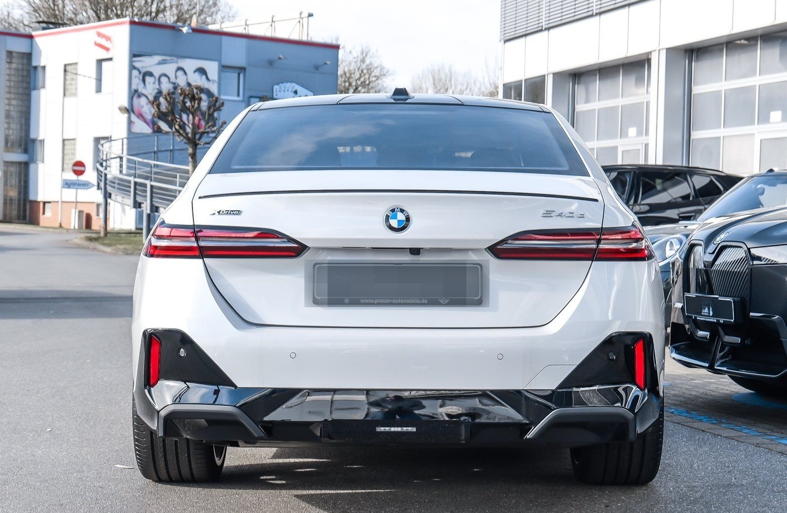 BMW 540d xDrive M Sport Pro AHK DAProf PANO HUD B&W foto 5