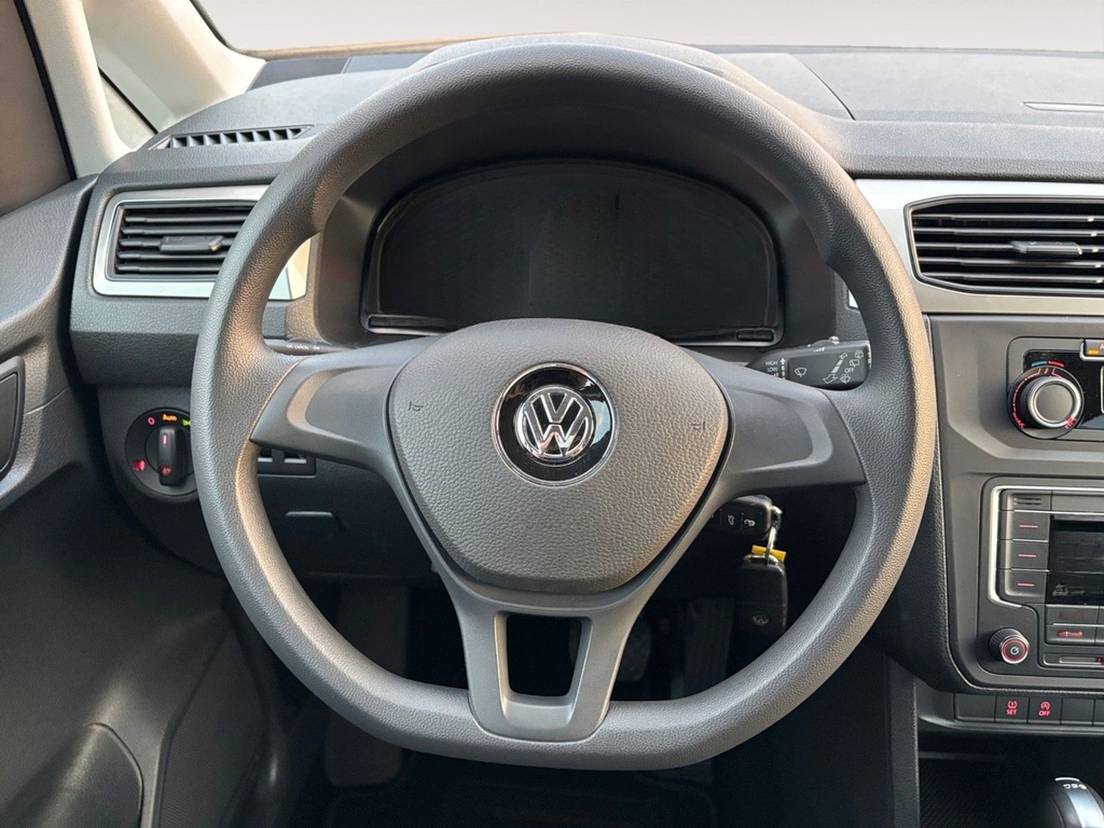 Volkswagen Caddy 1,4 TSI DSG Trendline *ROLLSTUHLRAMPE* foto 12