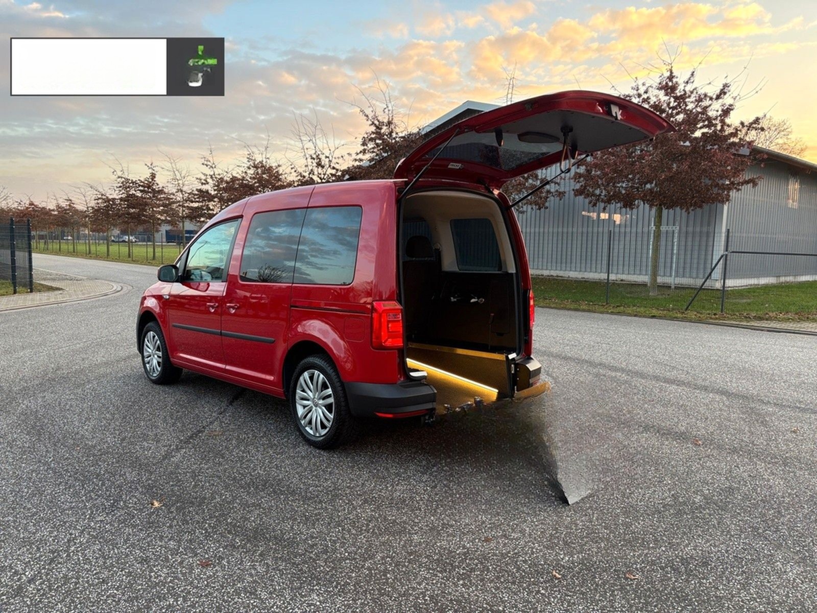 Volkswagen Caddy 1,4 TSI DSG Trendline *ROLLSTUHLRAMPE* foto 25