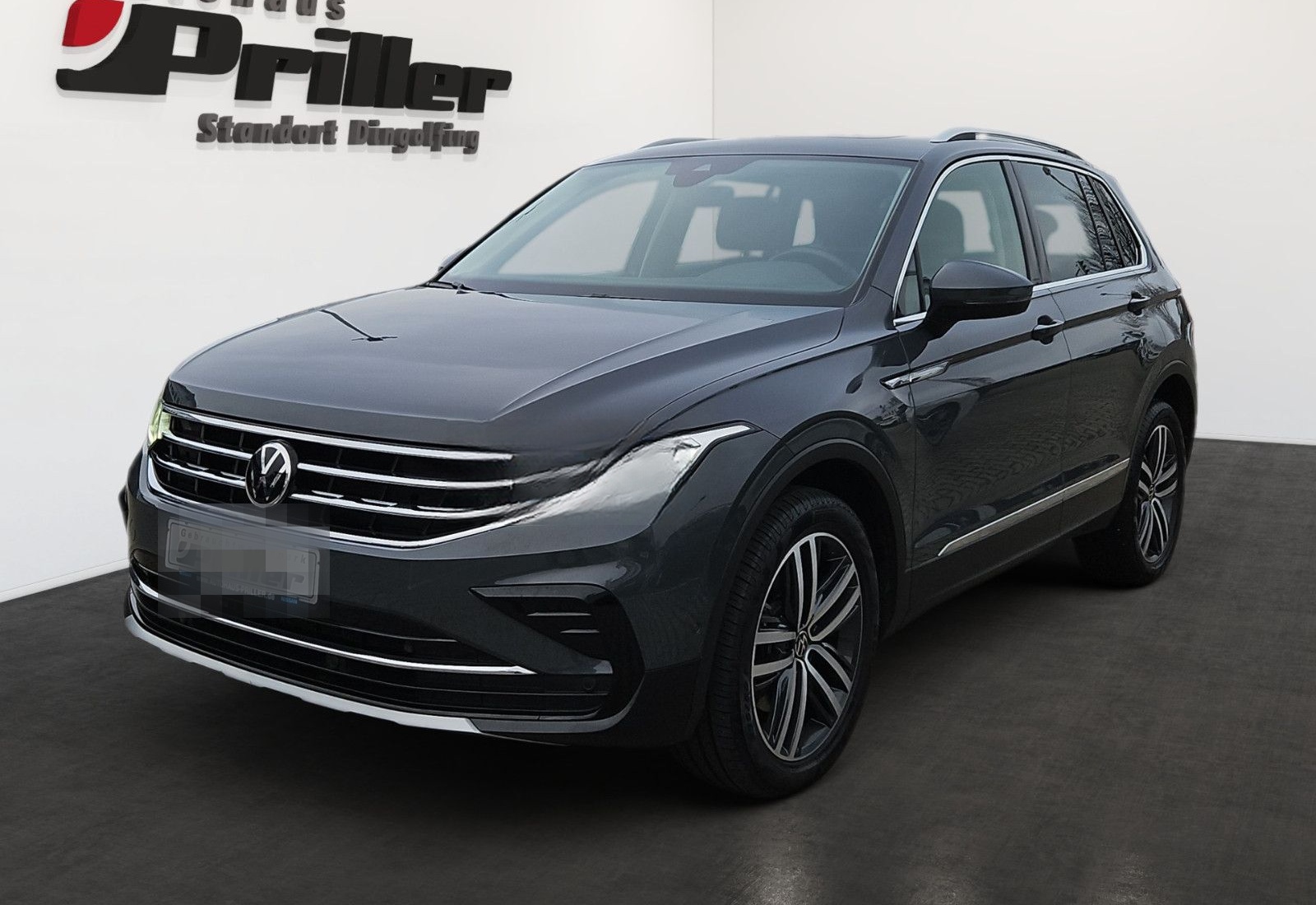 Volkswagen Tiguan 2.0 TDI Elegance 4Motion/NAVI/AHK/Matrix